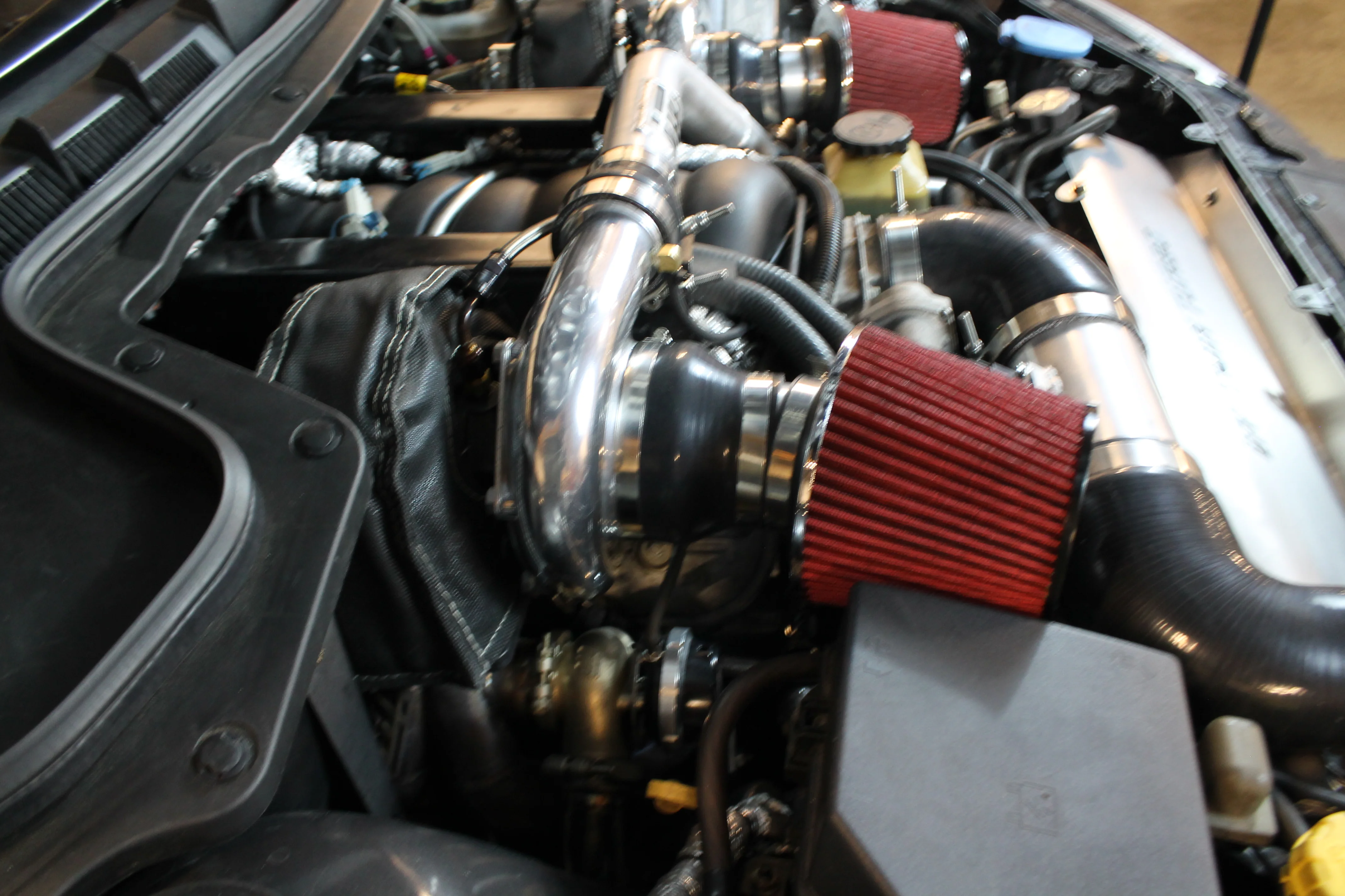 UPP 08-09 G8 GXP/GT Twin Turbo Kit - Image 6